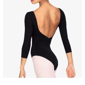 Bloch Adult 3/4 Sleeve V-Front Leotard Size M